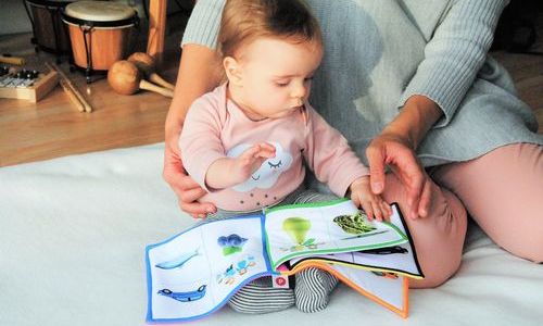 Bebeklere Kitap Okunmalı mı? | Çocuklu Dünya